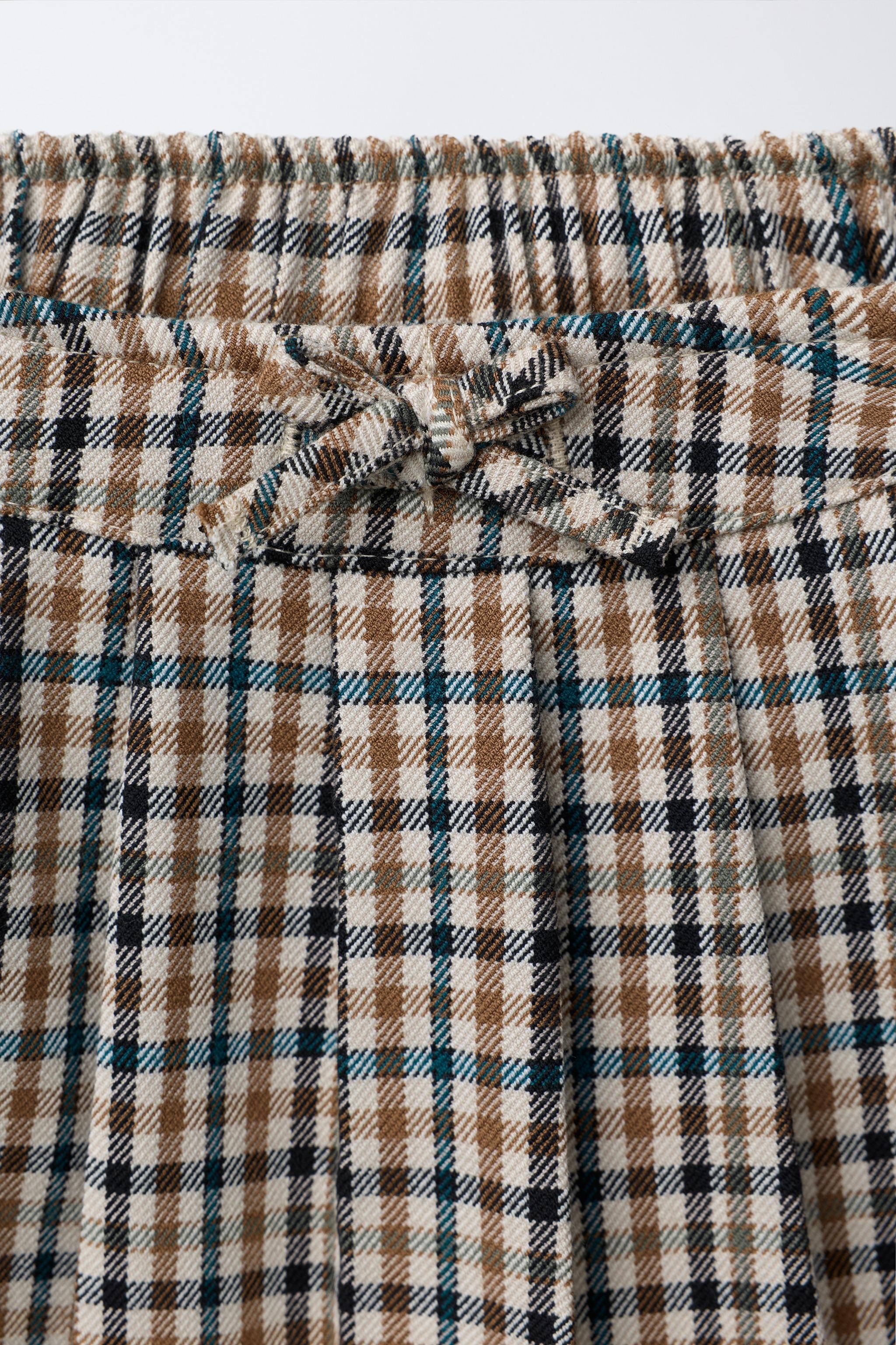 PLAID BOX PLEAT SKORT