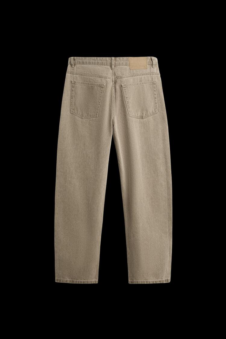 SLIM STRAIGHT FIT JEANS