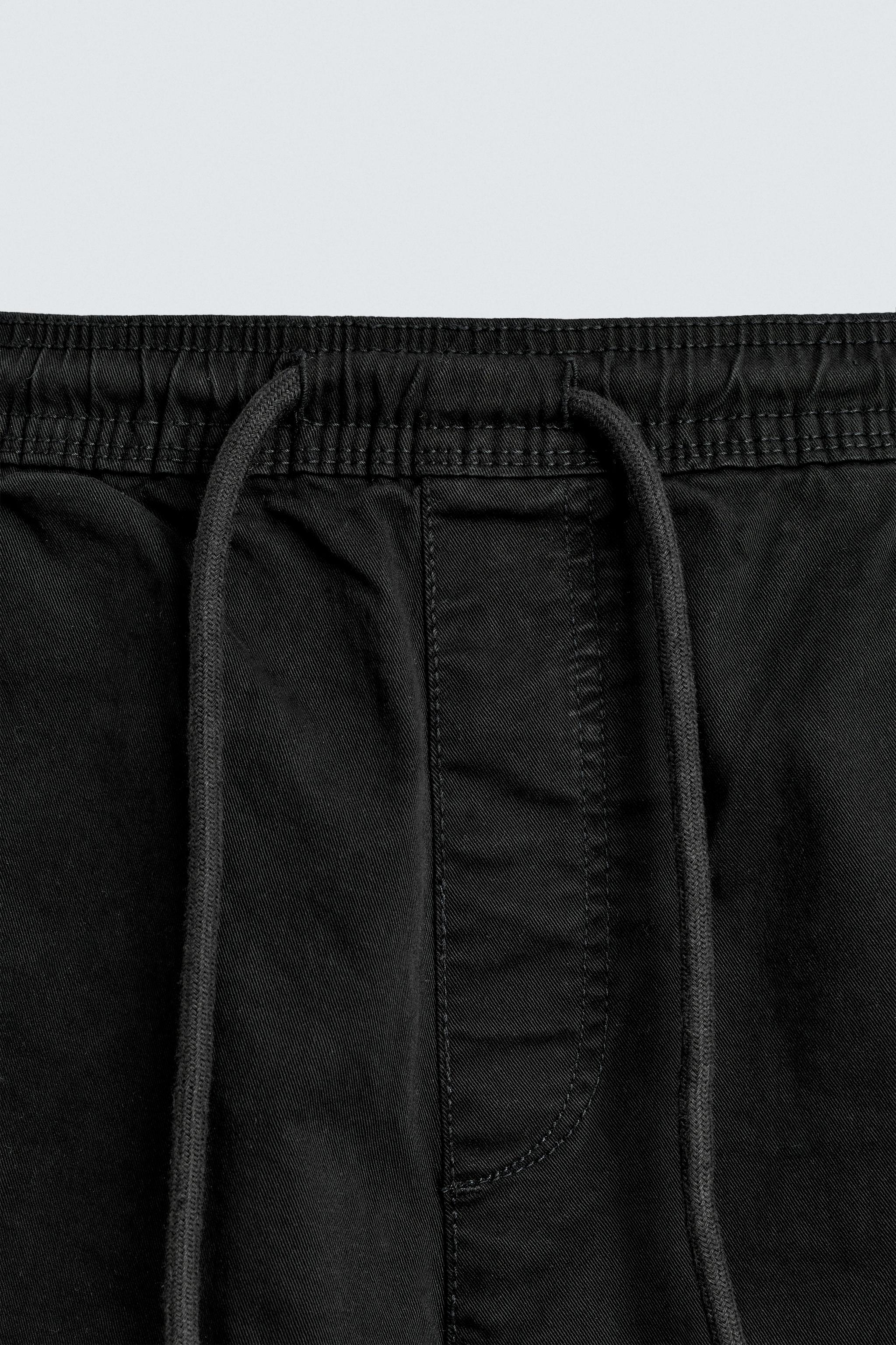 RELAXED FIT WASHED CARGO SHORTS