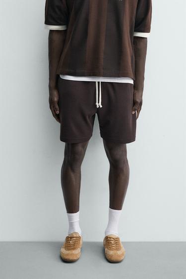 Zara RETRO FUDBALSKE BERMUDE S KONTRASTOM – Smeđa