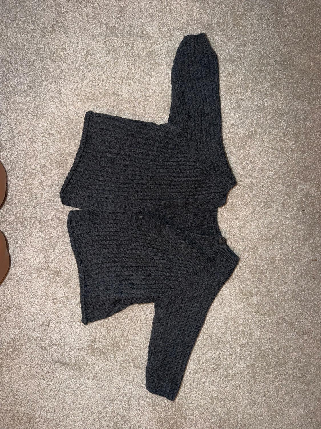 CABLE-KNIT SWEATER - Image 2