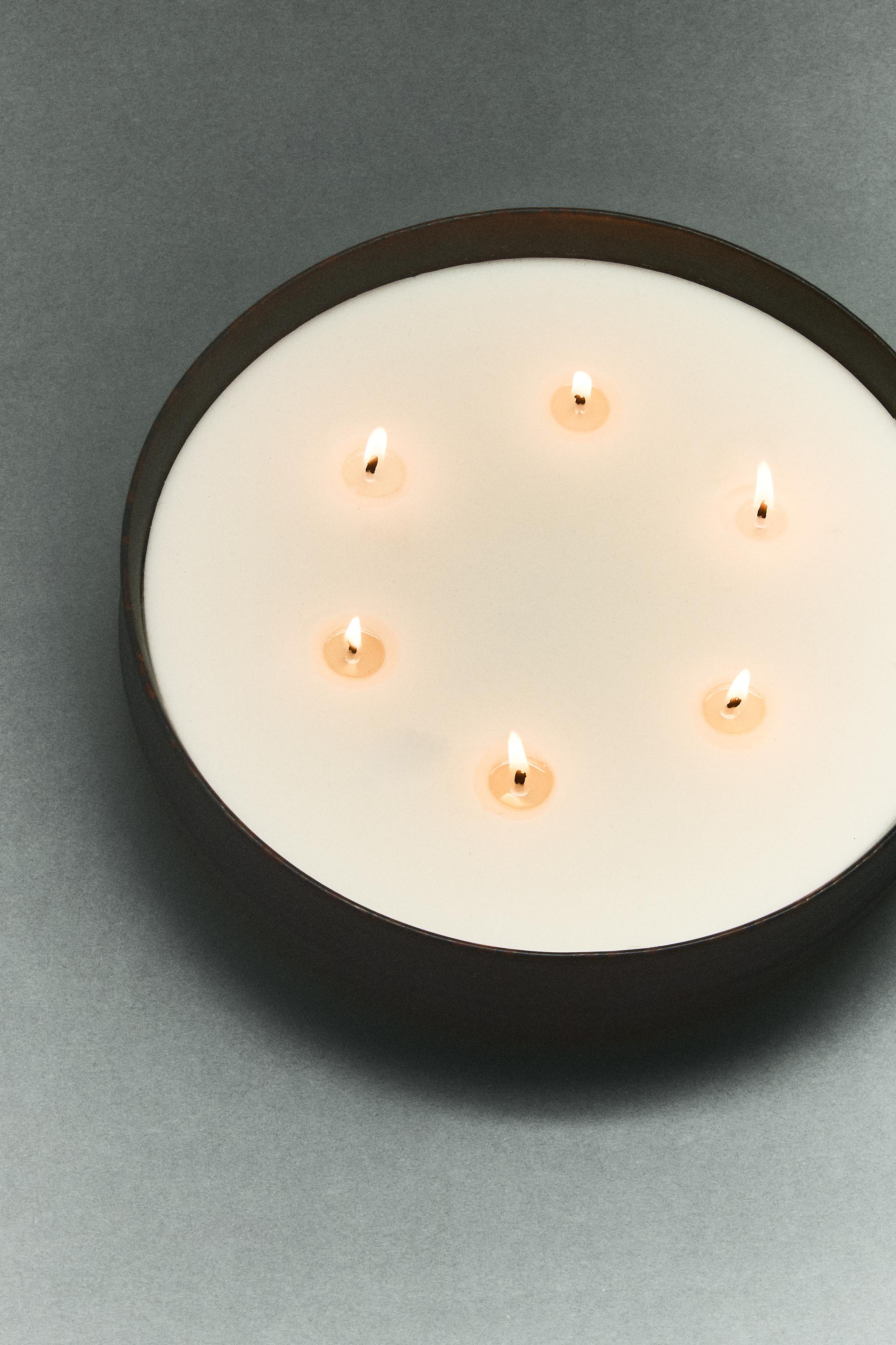 (1350 G) VERDANT FOREST SCENTED CANDLE