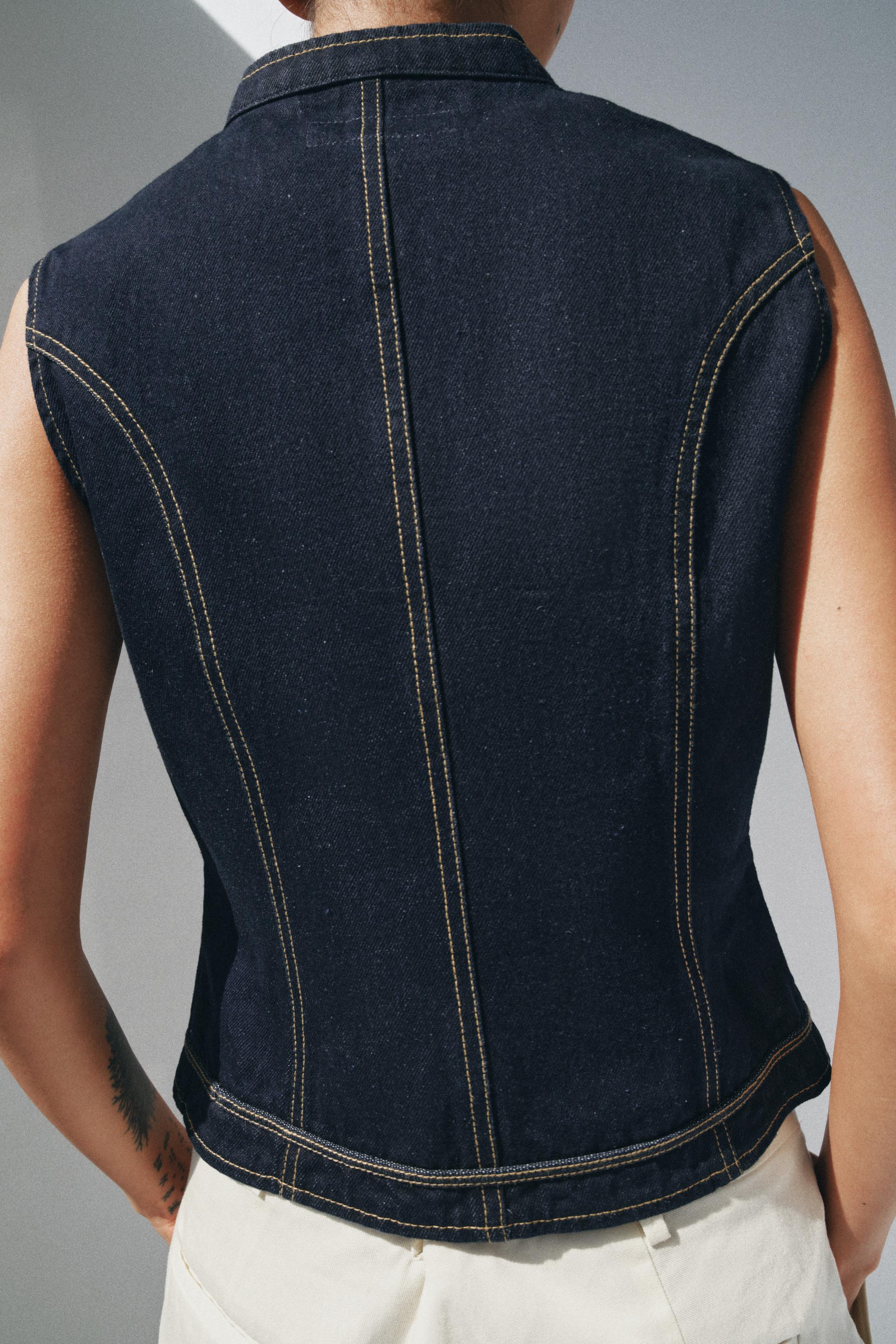 ZW COLLECTION SÜSLÜ DÜĞMELİ DENIM YELEK - Görsel 3