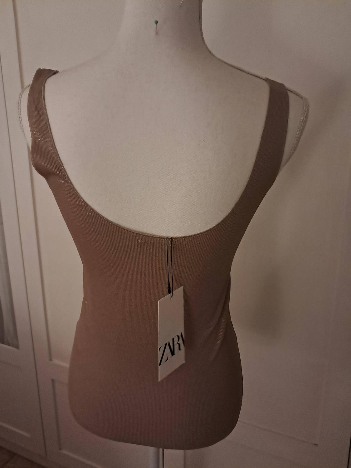 FLOWING METALLIC TOP - Image 2