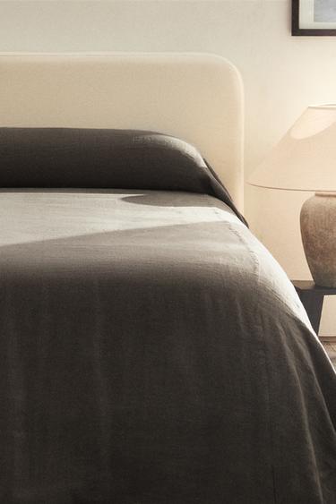 WASHED LINEN BEDSPREAD (400 GXM²) - Brown / Taupe by Zara