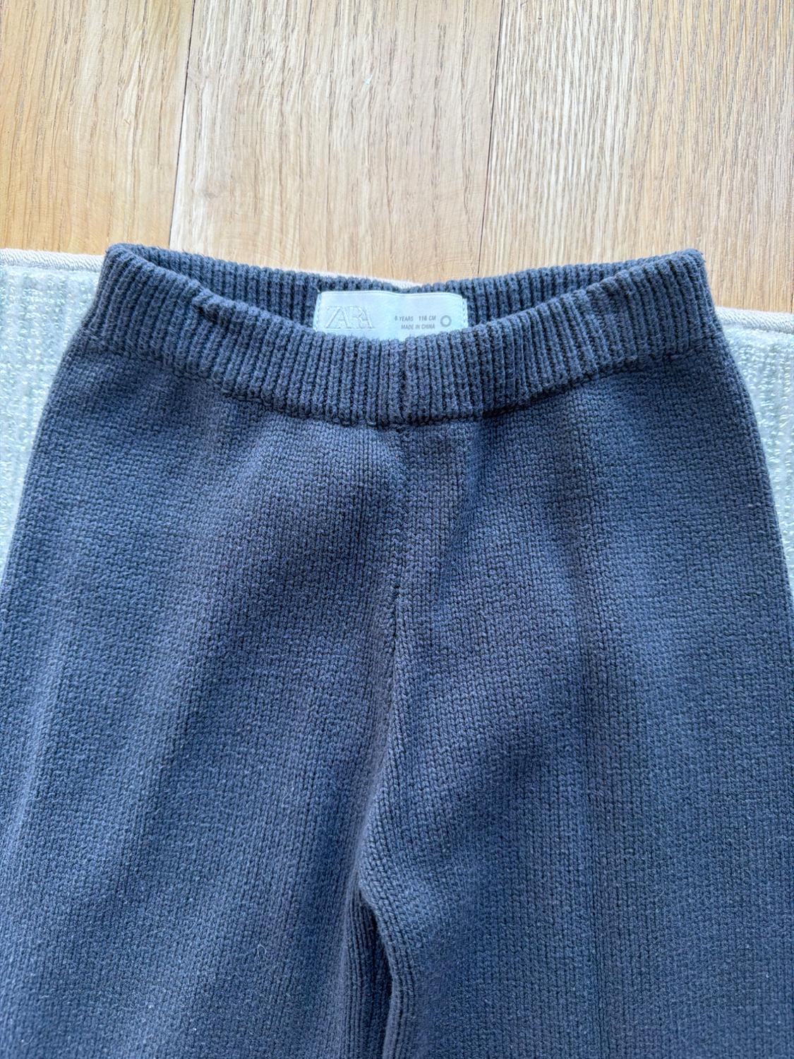 PANTALÓN CULOTTE PUNTO FLORES BORDADAS - Image 4