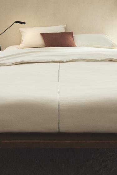 CAPA DE EDREDOM COM PESPONTO - Branco-marfim da Zara