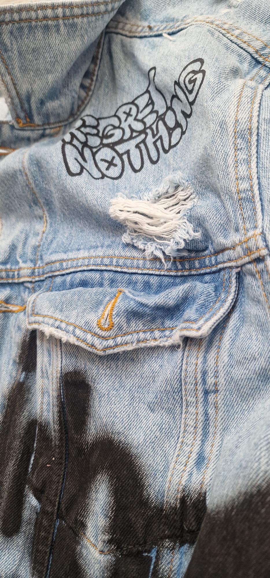DENIM GRAFFITI JACKET - Image 3