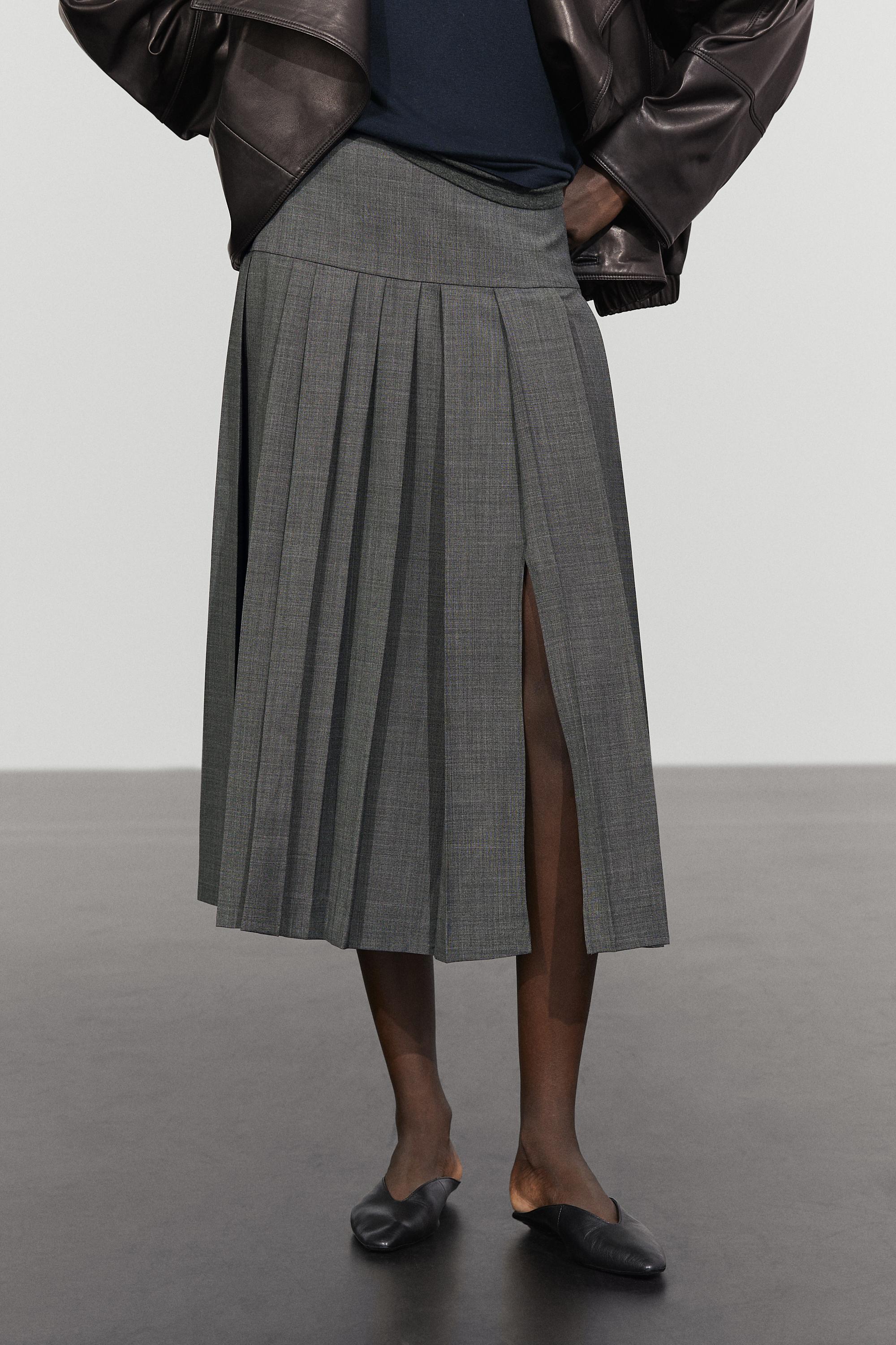 Pleated wool-blend midi skirt — 205