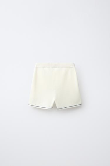 SHORT EN MAILLE GAUFRÉE - Écru de Zara - Image 1
