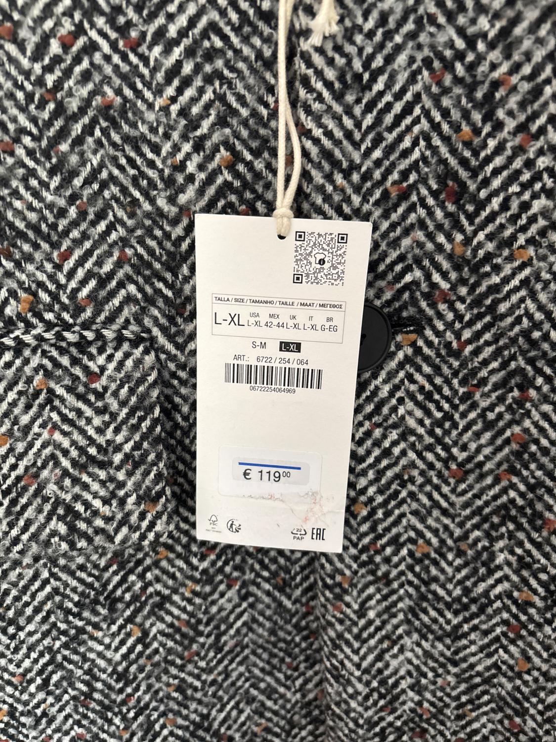 KNICKERBOCKER YARN EFFECT HERRINGBONE TEXTURED JACKET - Image 4