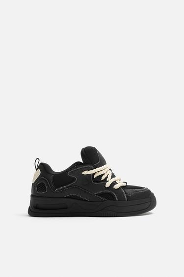 ZAPATILLA SKATE CUERDAS - Negro de Zara