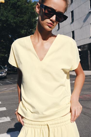 Zara V-NECK T-SHIRT - Yellow