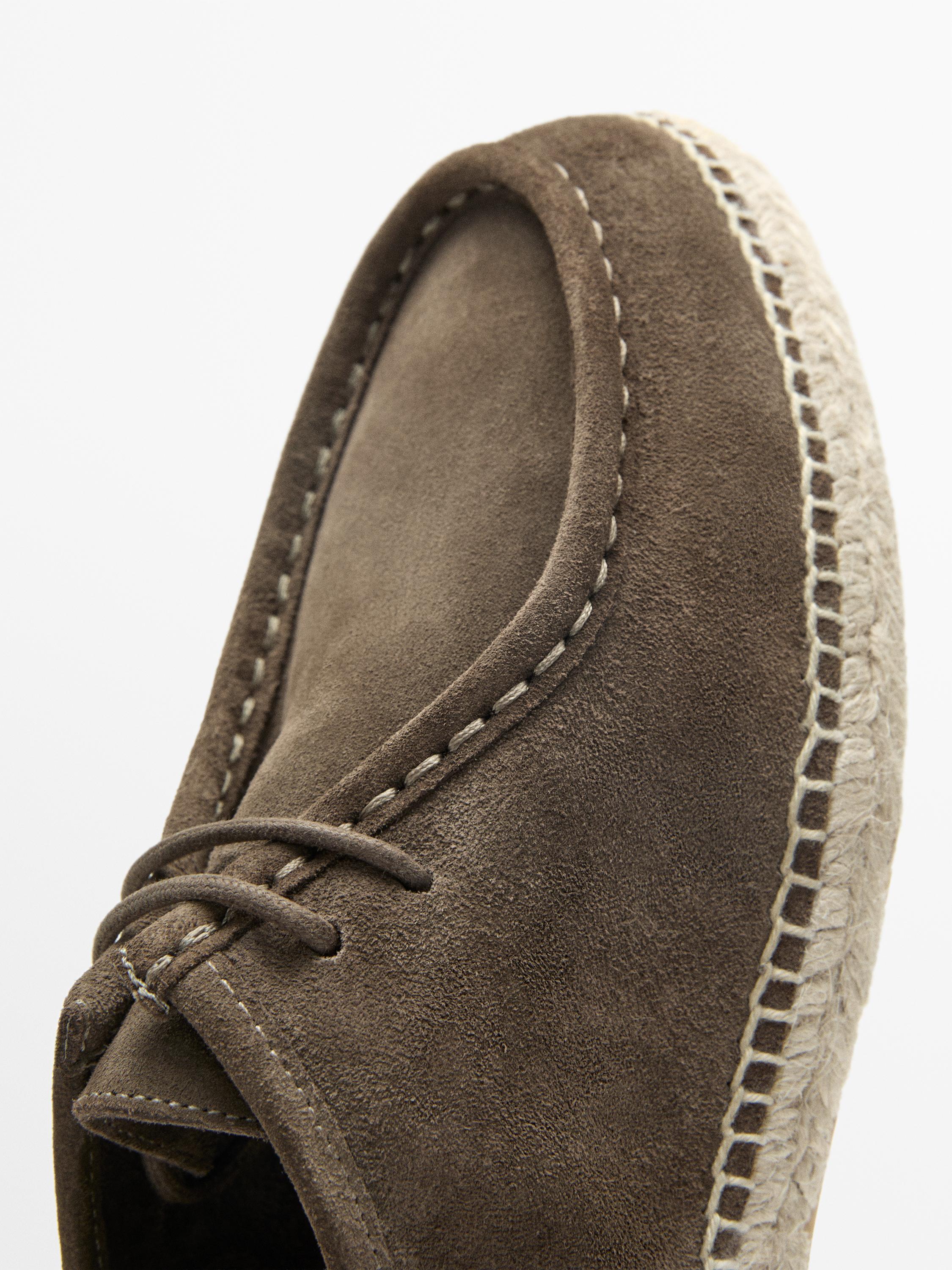 Split leather shoes with moc toe and jute sole