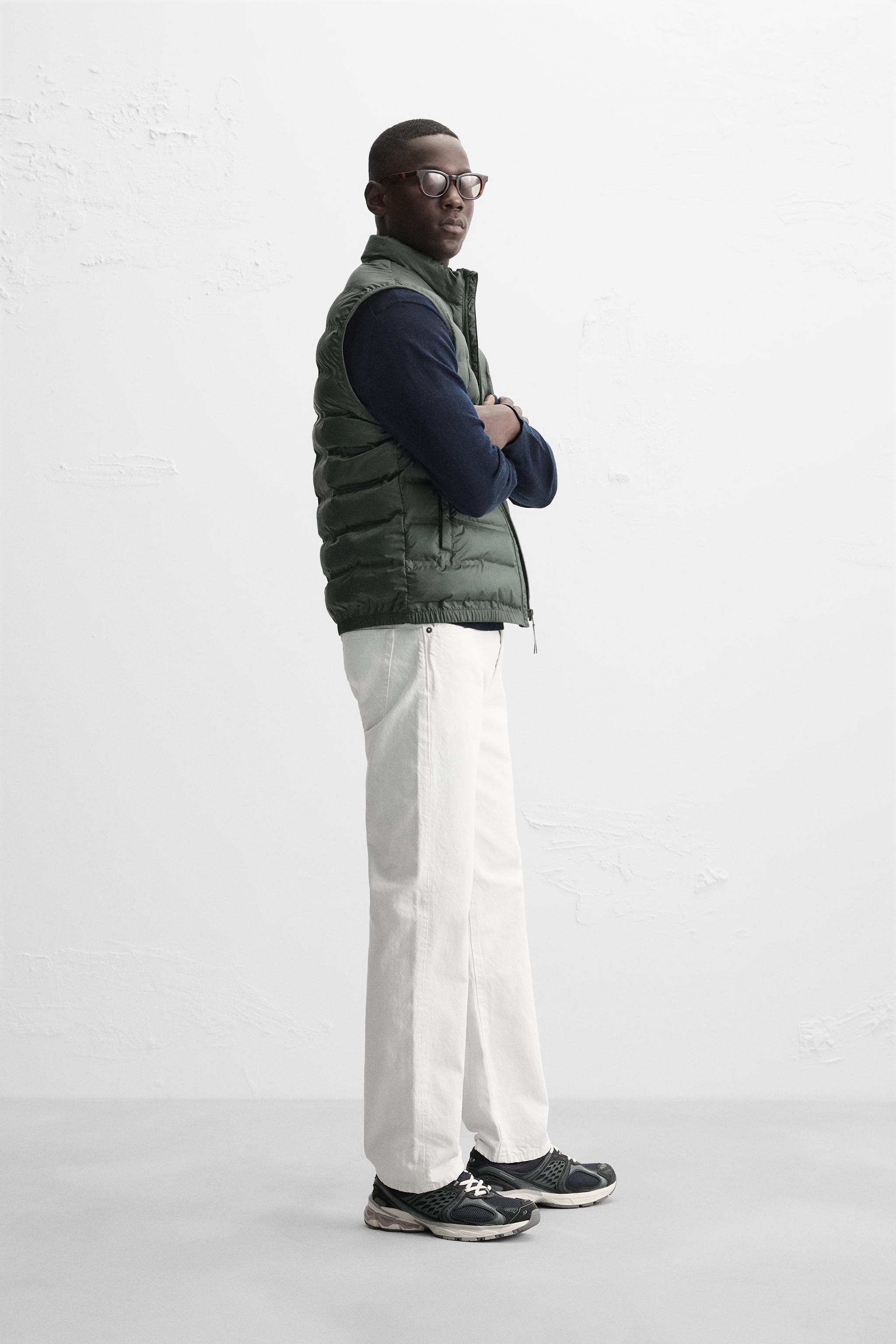 LIGHTWEIGHT PADDED VEST