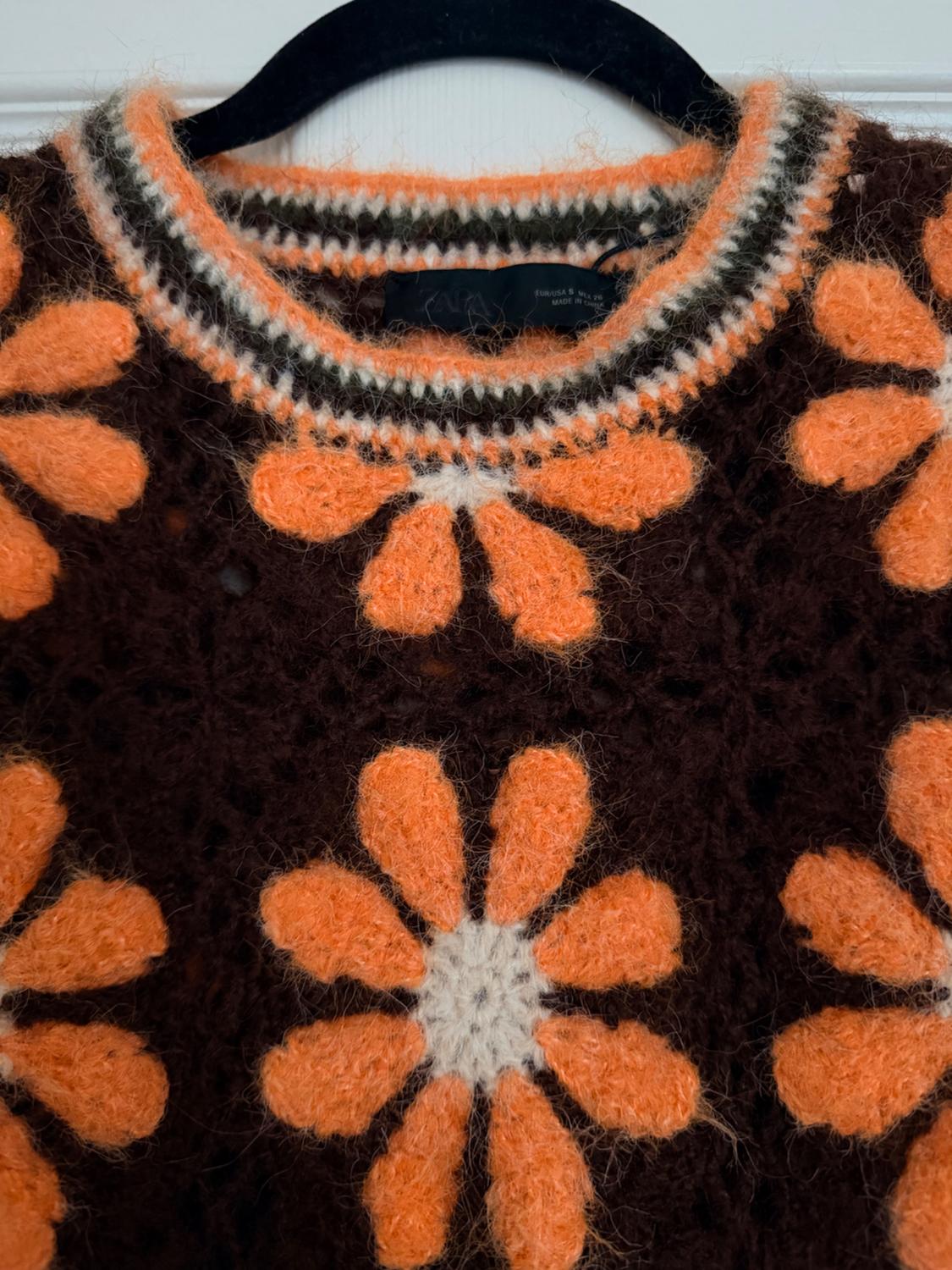 FLORAL KNIT JUMPER - Image 2