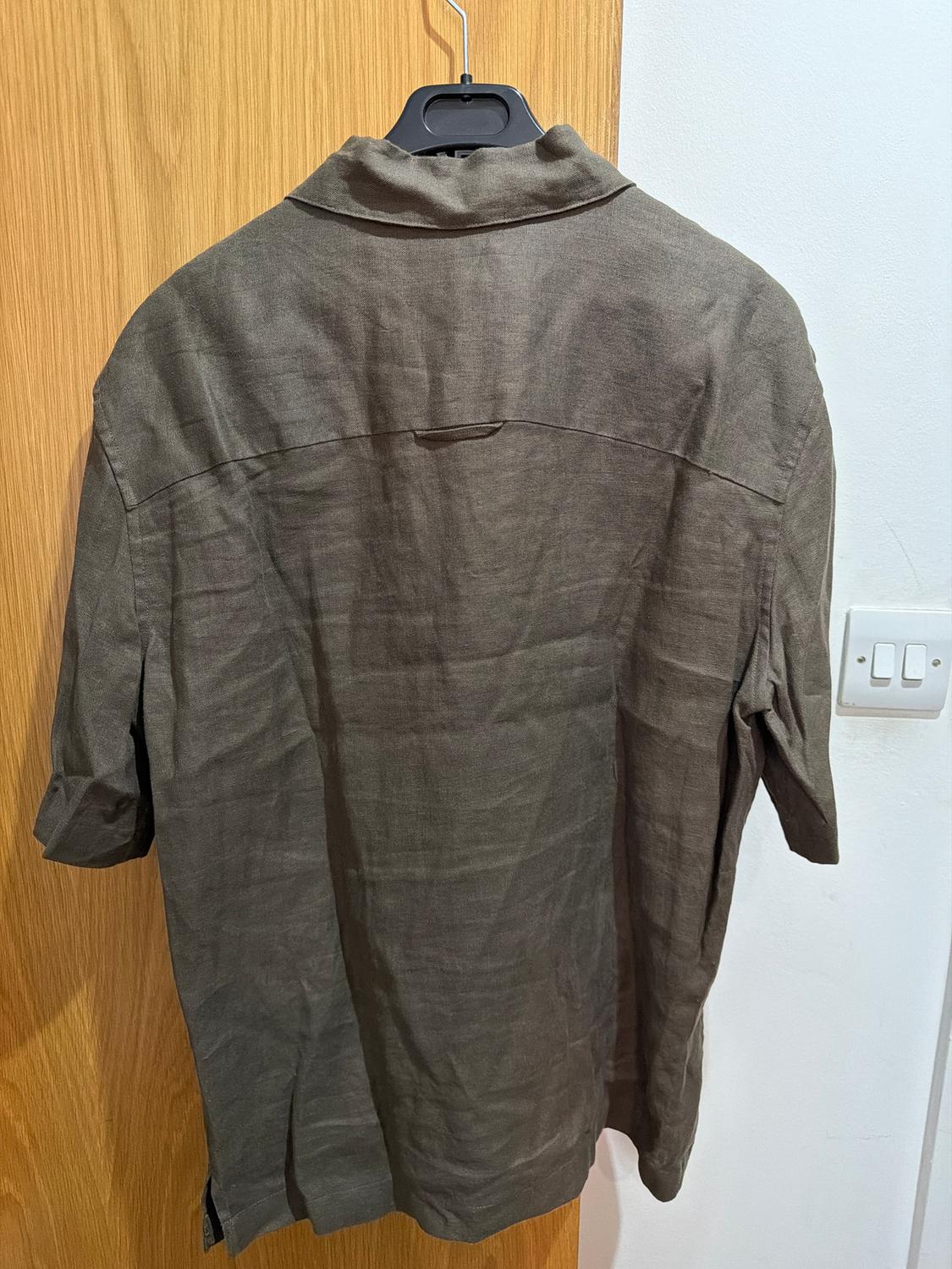 LINEN SHIRT SLEEVE OVERSHIRT. BARELY USED - Image 2