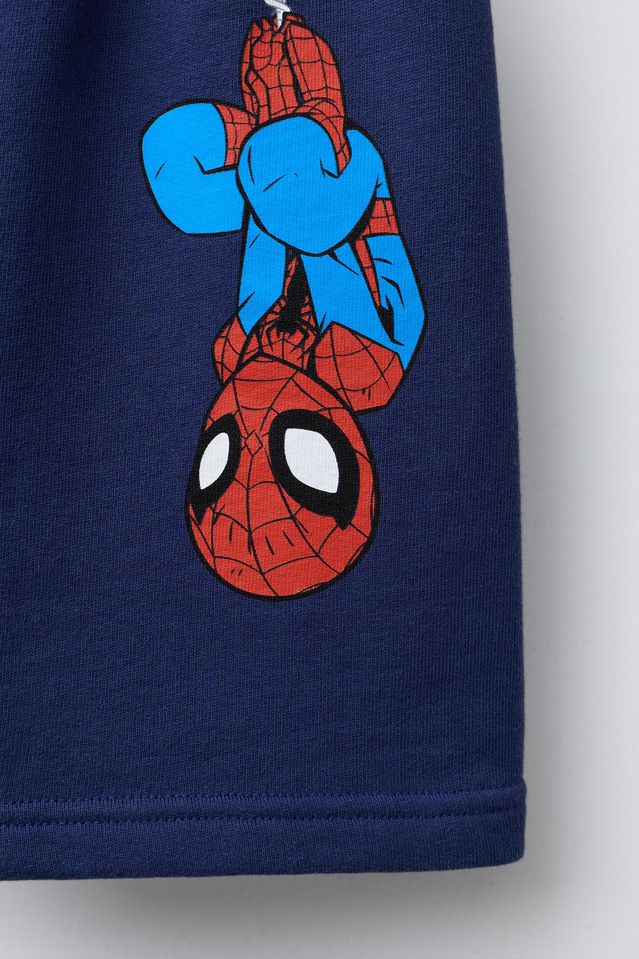 SHORT EN MOLLETON SPIDER-MAN © MARVEL