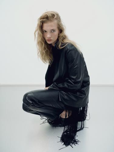 Americana fluida piel napa - Negro de Zara