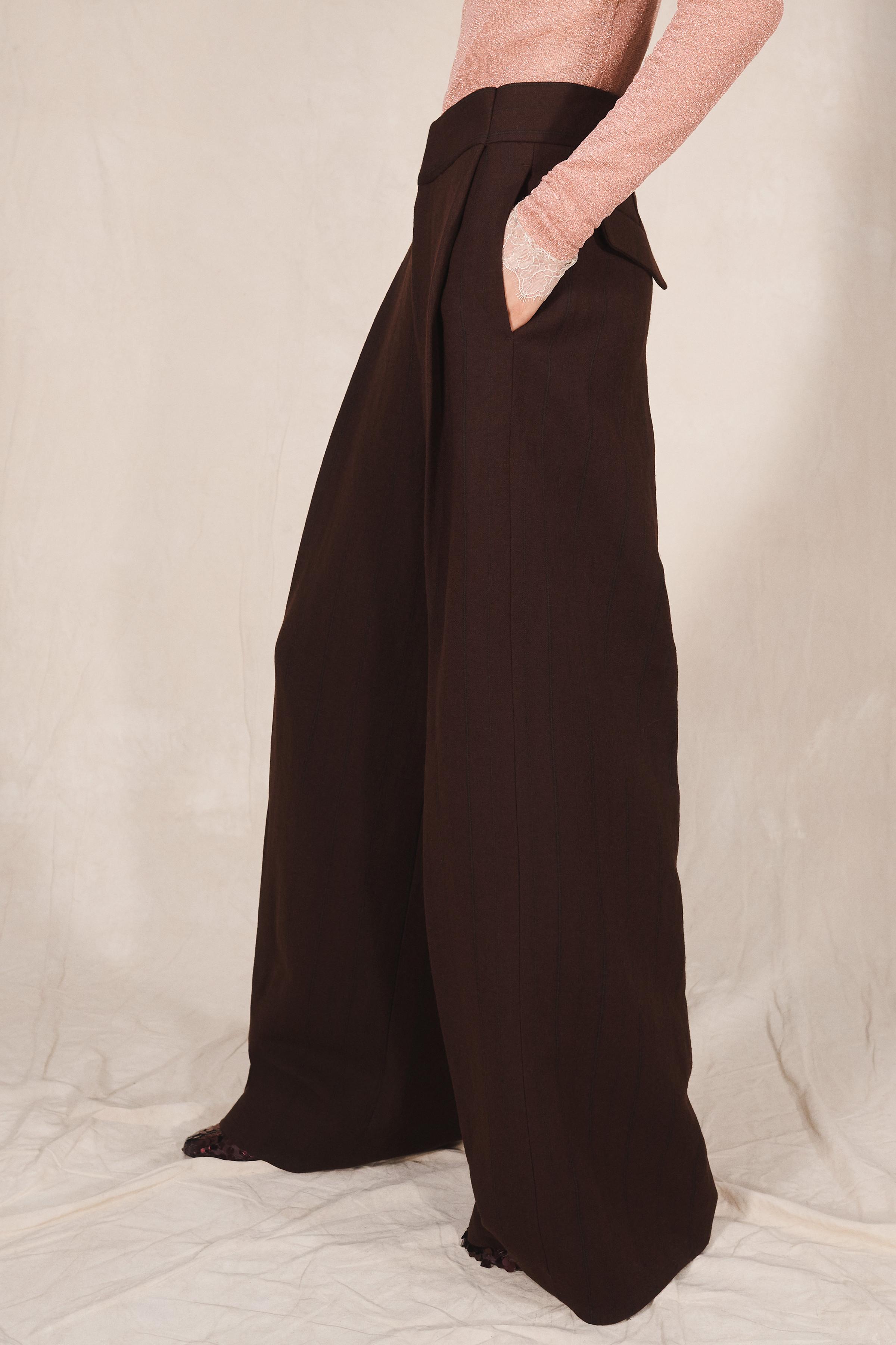 LIMITED EDITION STRIPED WIDE-LEG PLEATED PANTS