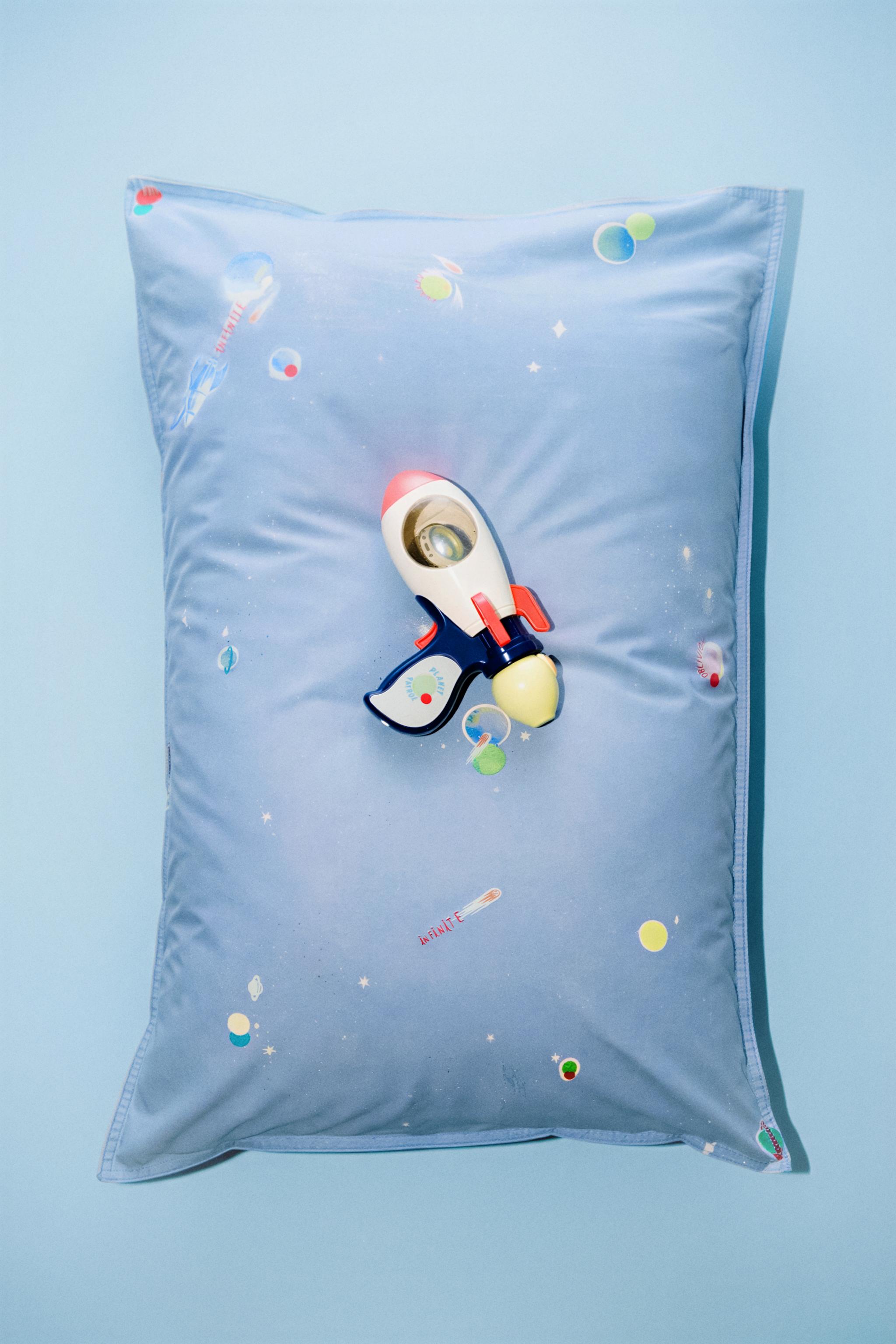 KIDS' SPACE PILLOWCASE — Multicolored