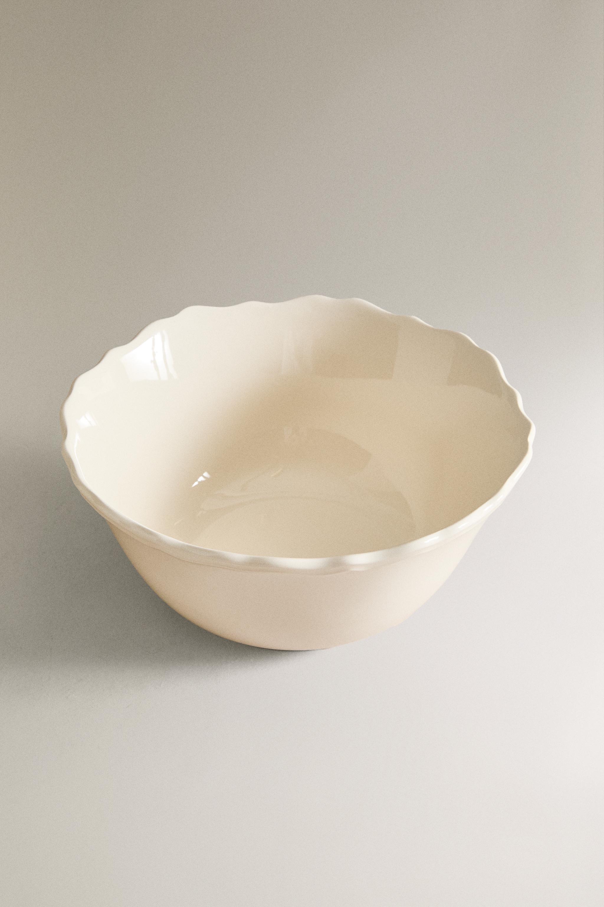 EARTHENWARE SALAD BOWL WITH RAISED-DESIGN EDGE — Ecru