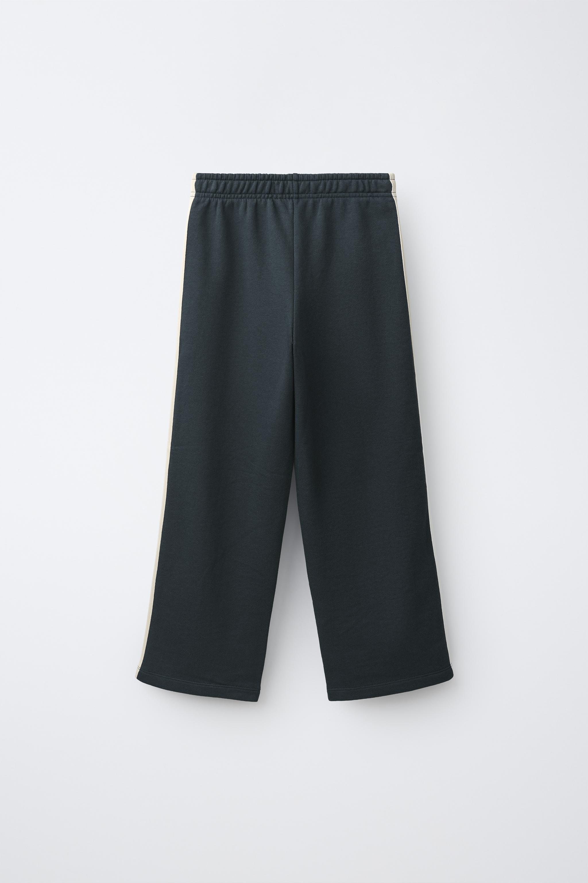 ENSEMBLE SWEAT ZIPPÉ ET PANTALON WIDE LEG À BANDES CONTRASTÉES