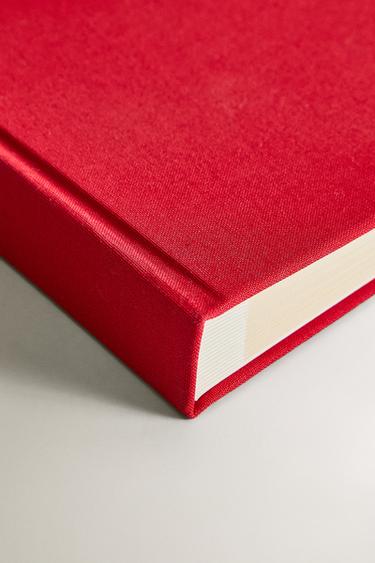 Zara PHOTO ALBUM "MY JOURNEY TO" - Red