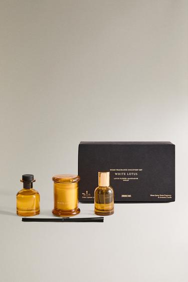 ENSEMBLE COFFRET CADEAU WHITE LOTUS (ENSEMBLE DE 3) - Rouge soutenu de Zara - Image 0