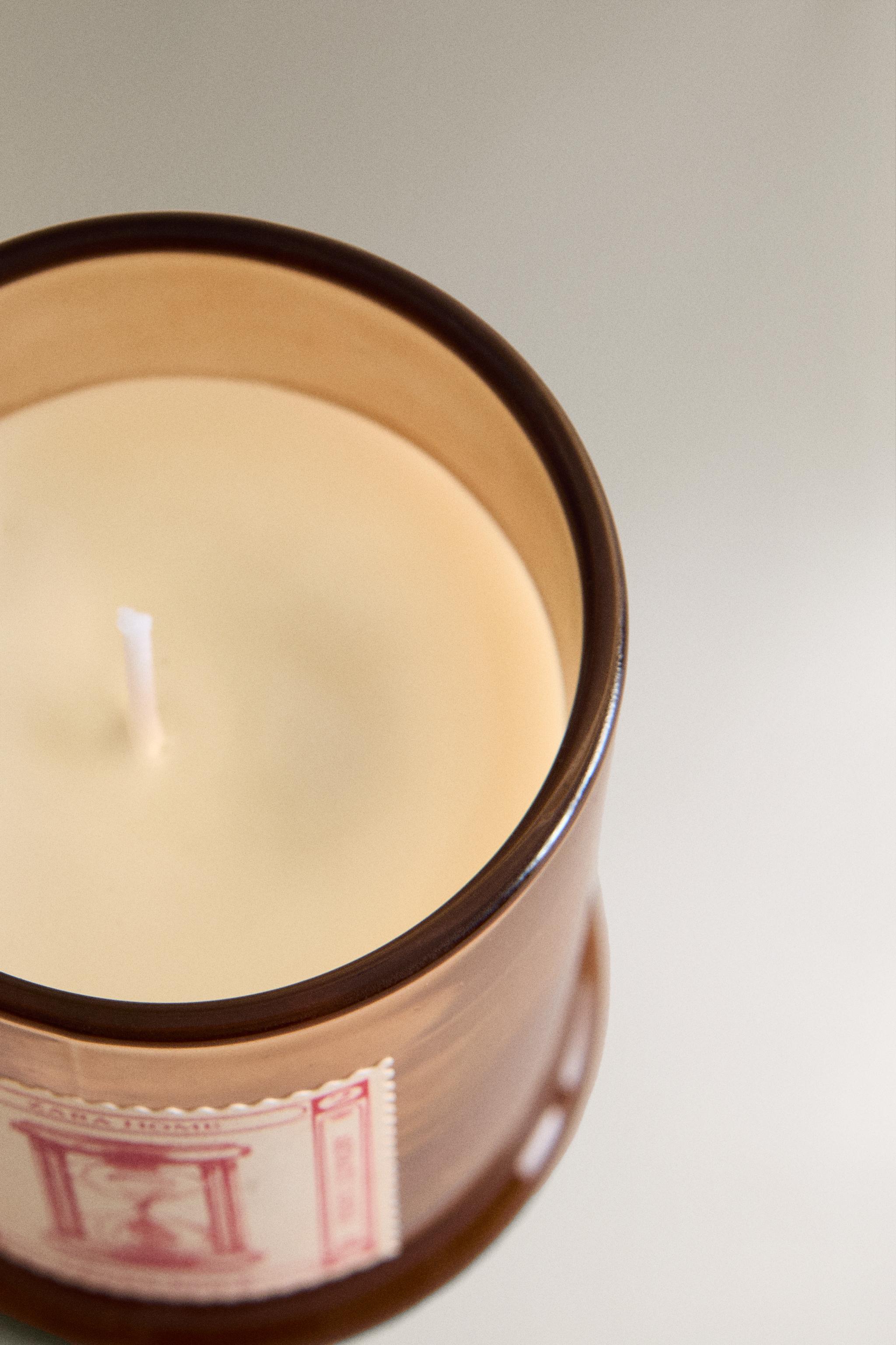 (150 G) CÈDRE ÉPICÉ SCENTED CANDLE