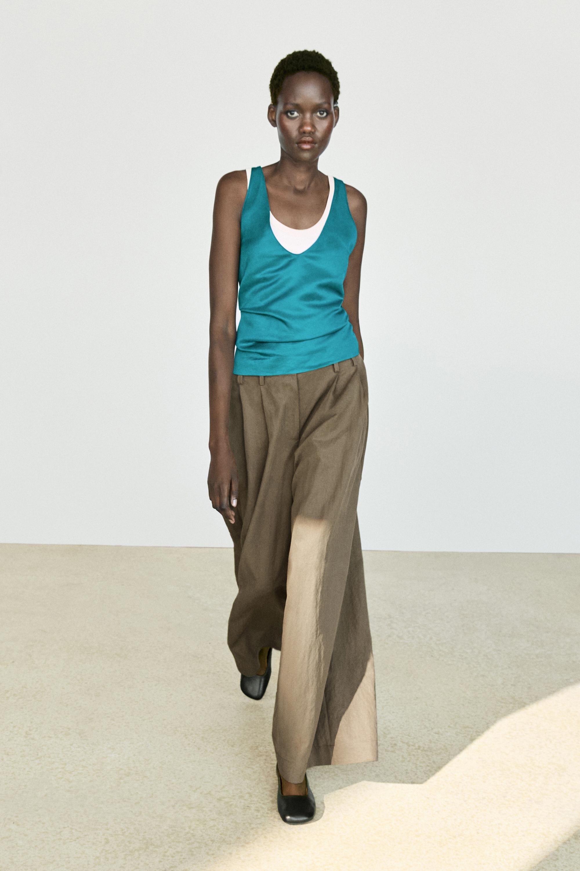 Technical wide-leg pleated pants