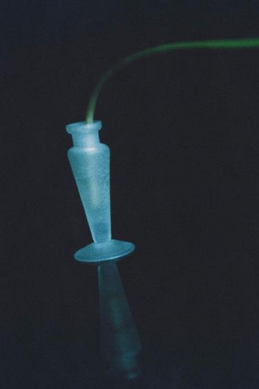 OPAQUE GLASS CANDLESTICK I COLIN KING - Zara 투명