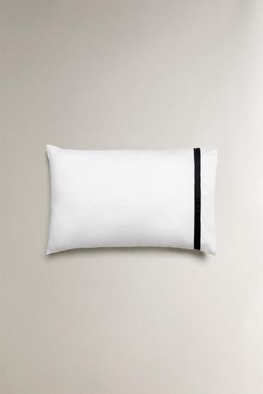 BORDERED SATEEN PILLOWCASE - Black by Zara - Image 3