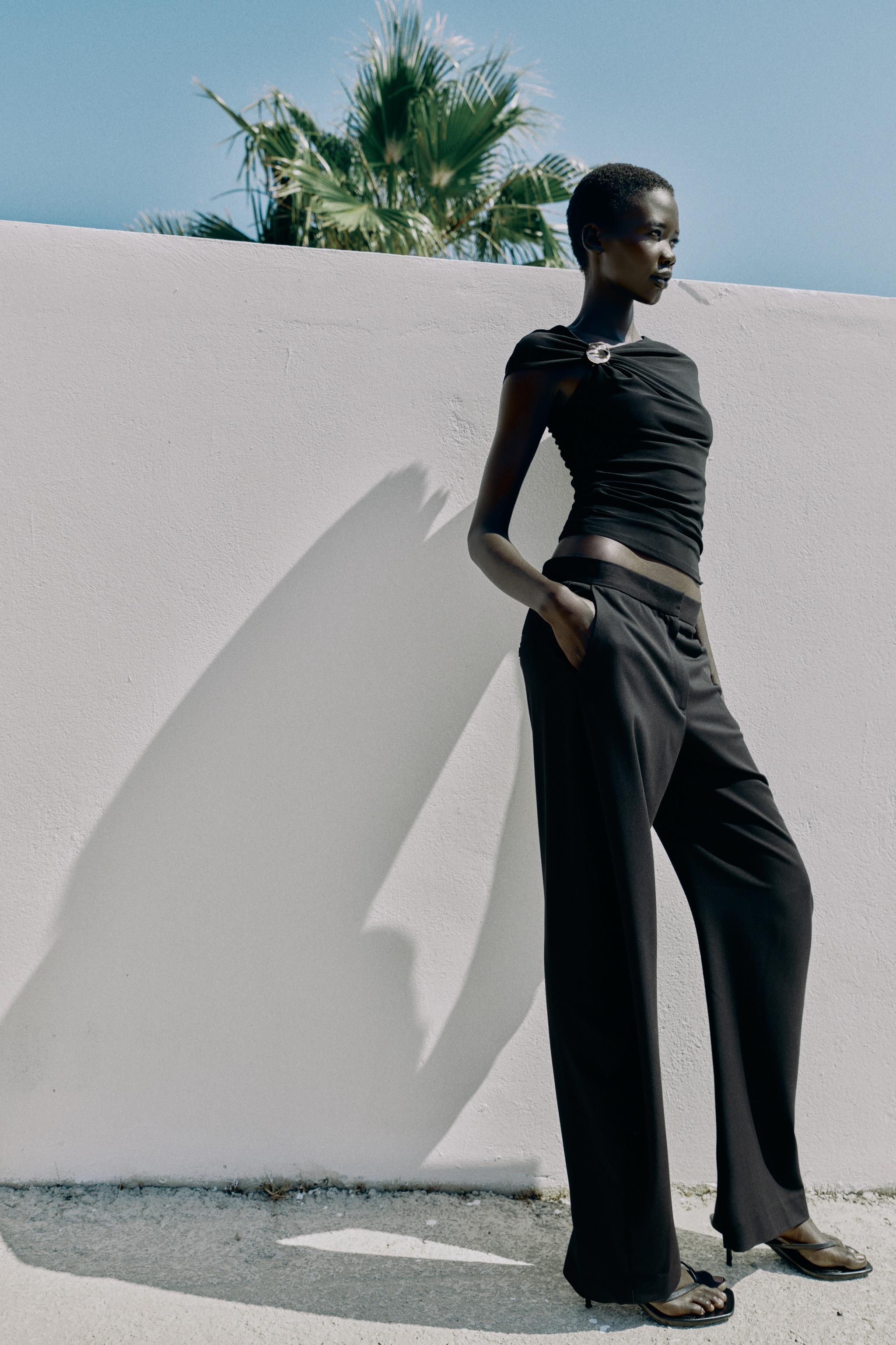 完売品⭐︎ZARA オフショルダーTシャツ M ブラック　レース オフショルダートップス – レディース | ZARA 日本