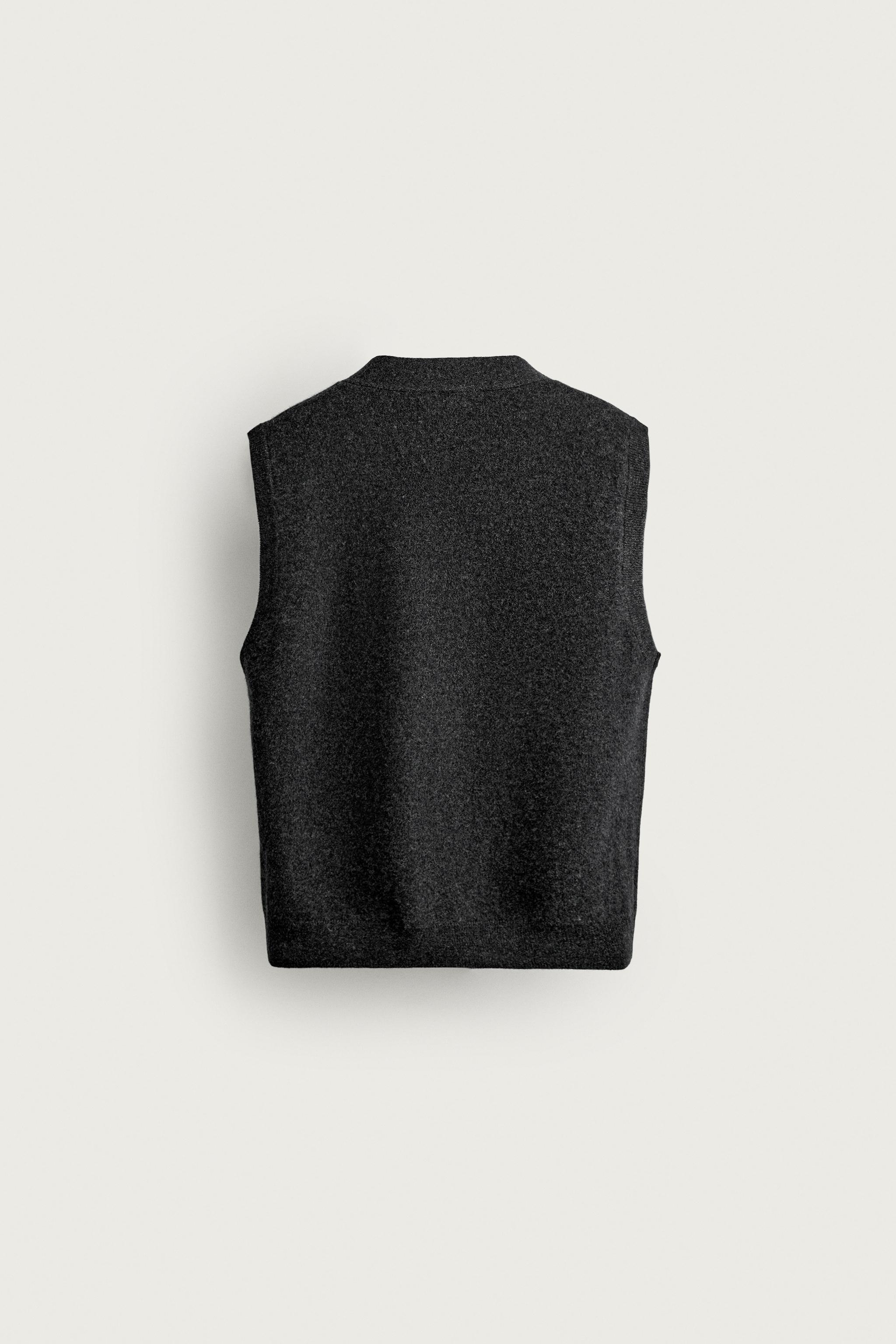100% WOOL KNIT VEST