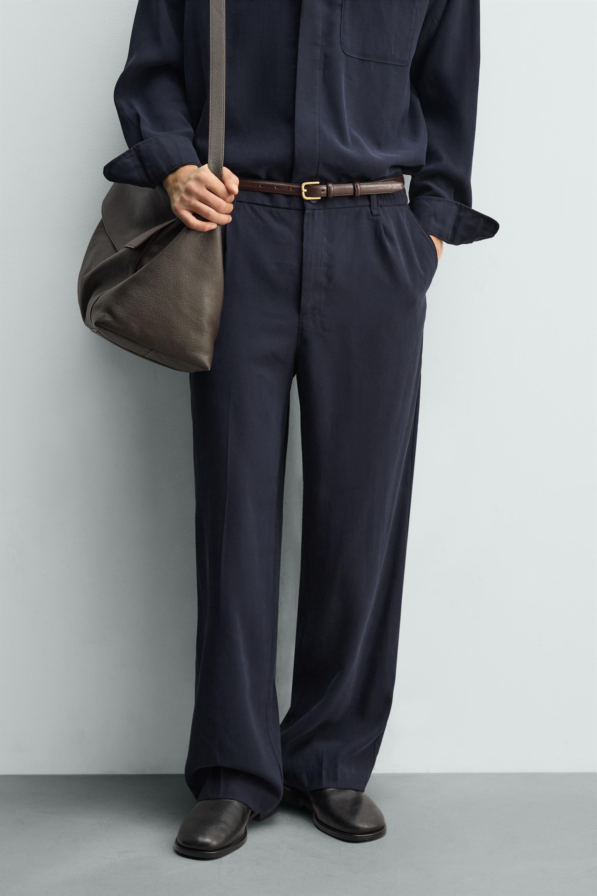 RELAXED FIT FLOWY PANTS — Navy blue