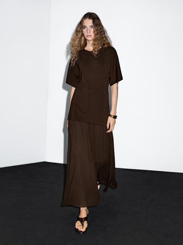 Vestido punto detalle combinado fruncido - Marrón de Zara