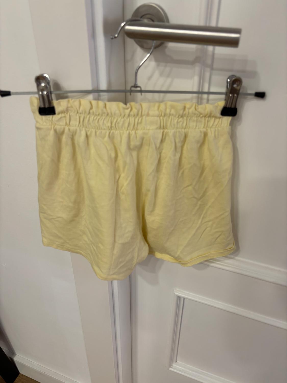 PLUSH BERMUDA SHORTS WITH WAVY TRIM - Image 5
