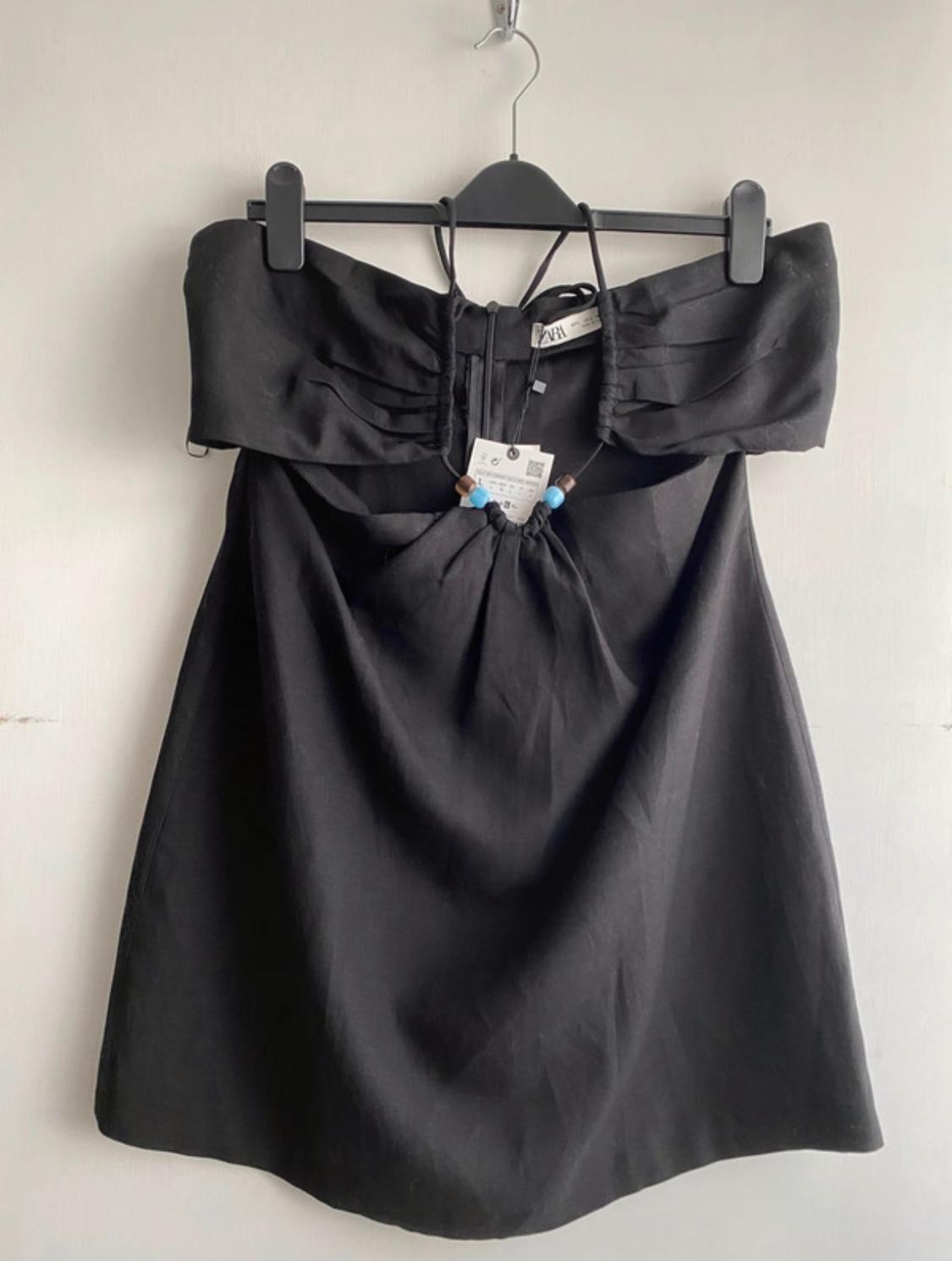 LINEN BLEND DRESS WITH CUT-OUT DETAIL