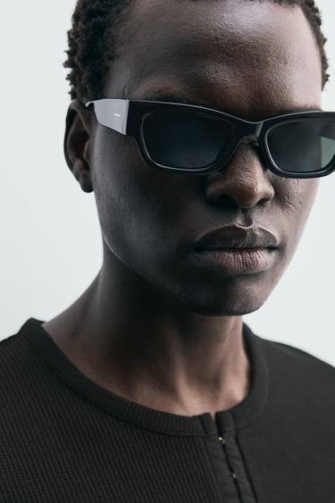 RIBBED HENLEY NECK T-SHIRT - Black by Zara