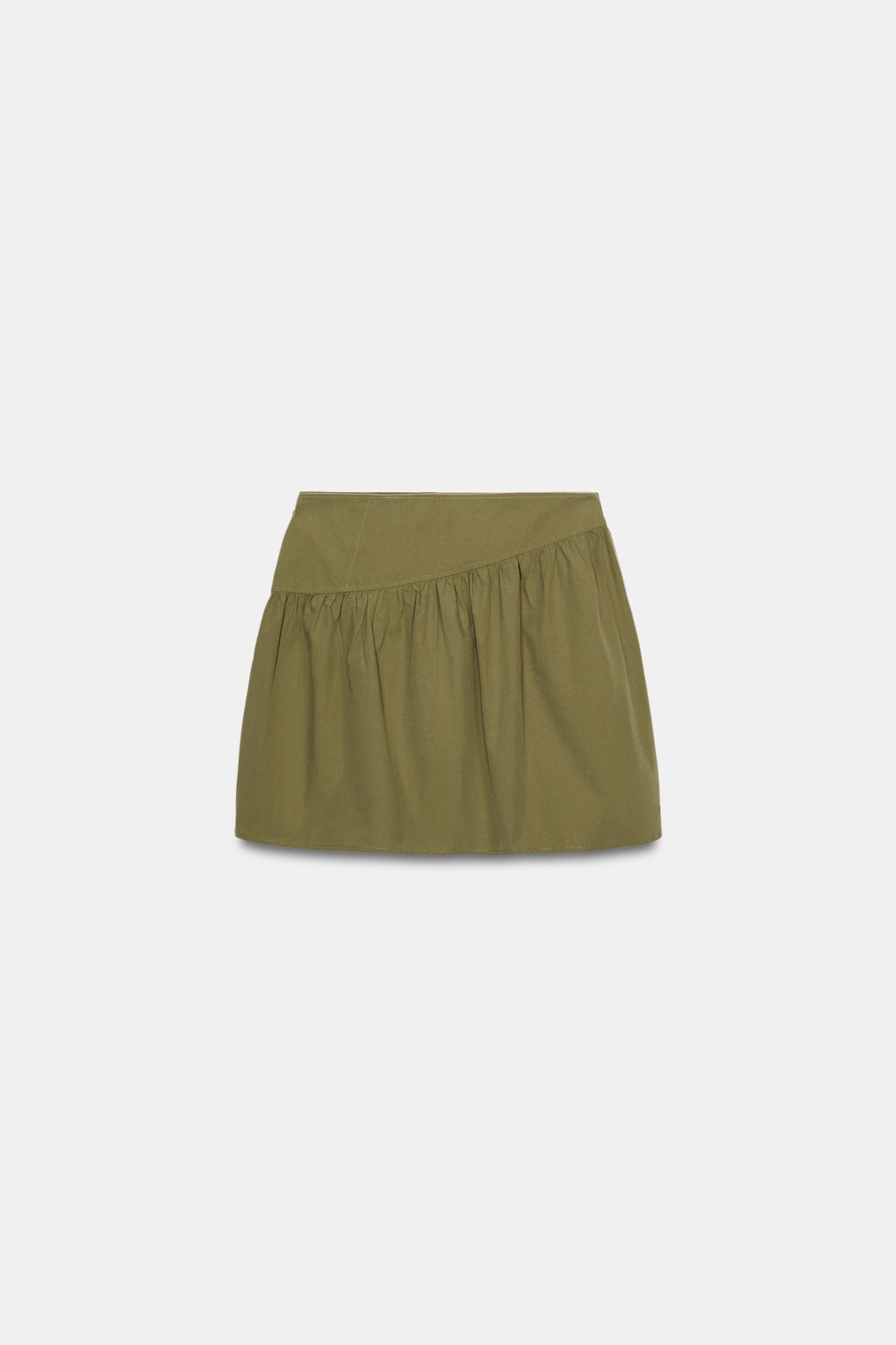 SHORT SKIRT WITH VOLUME AND BELT LOOP