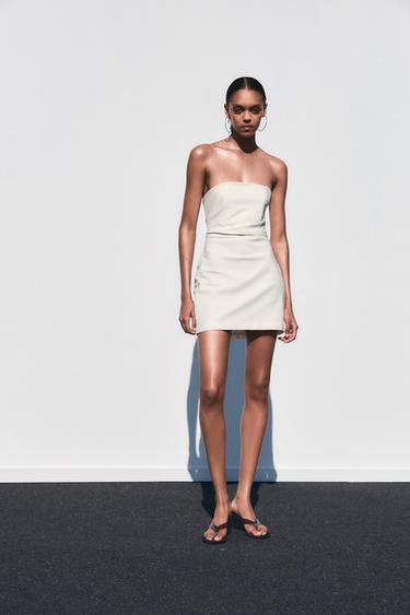 فستان قصير - خَام الخاص بـ Zara