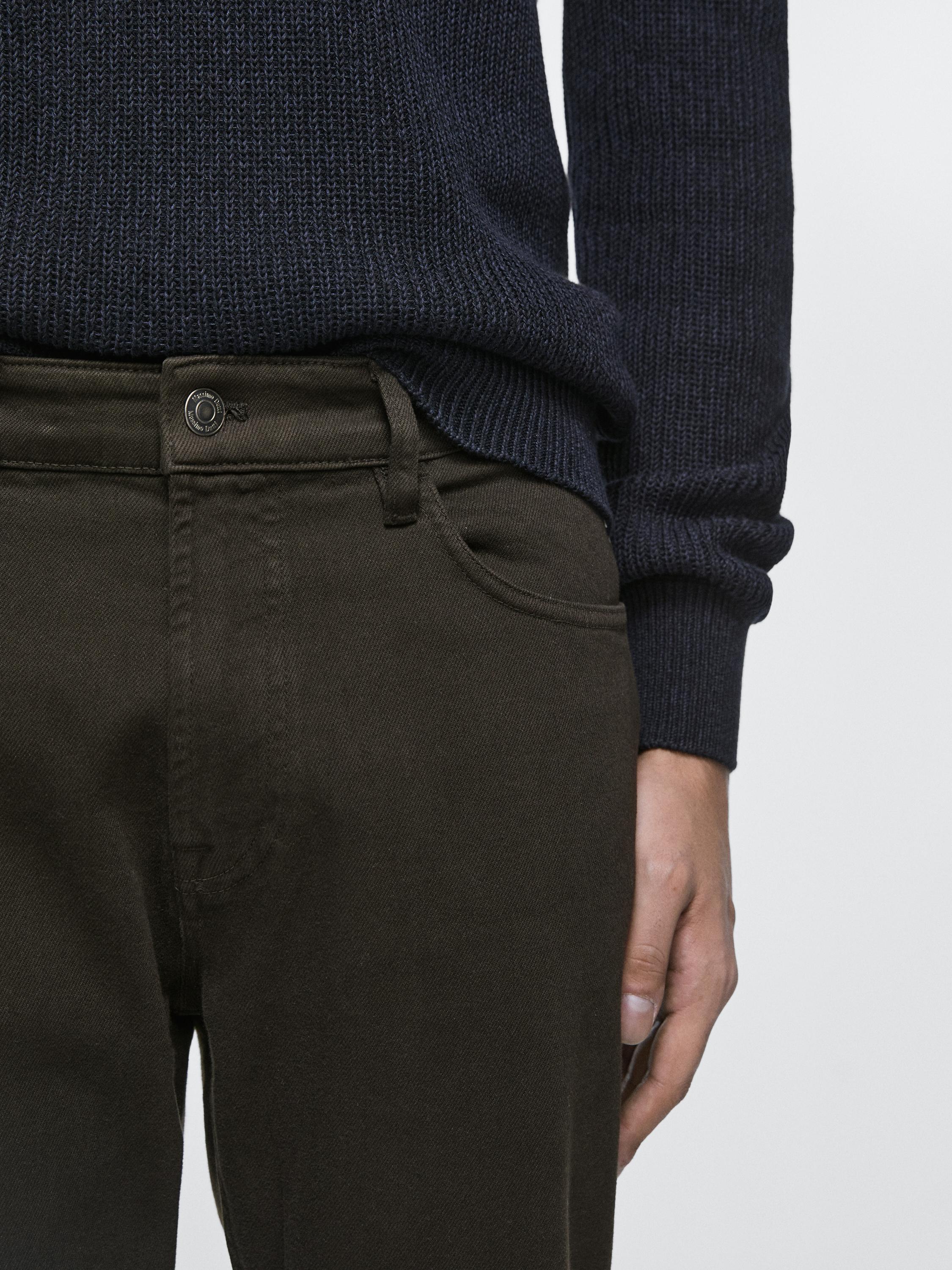 Tapered fit jeans