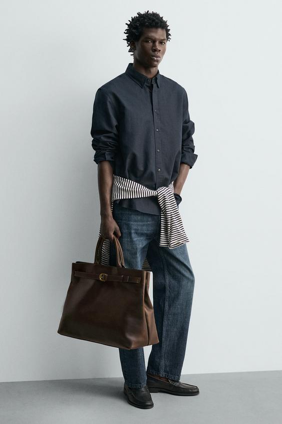 BOLSO DE MANO PIEL - Marrón de Zara - Imagen 0