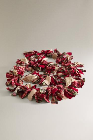 CHRISTMAS FABRIC GARLAND - Red by Zara - Image 1