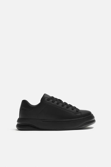 TÊNIS MONOCROMÁTICO COM VOLUME - Preto da Zara
