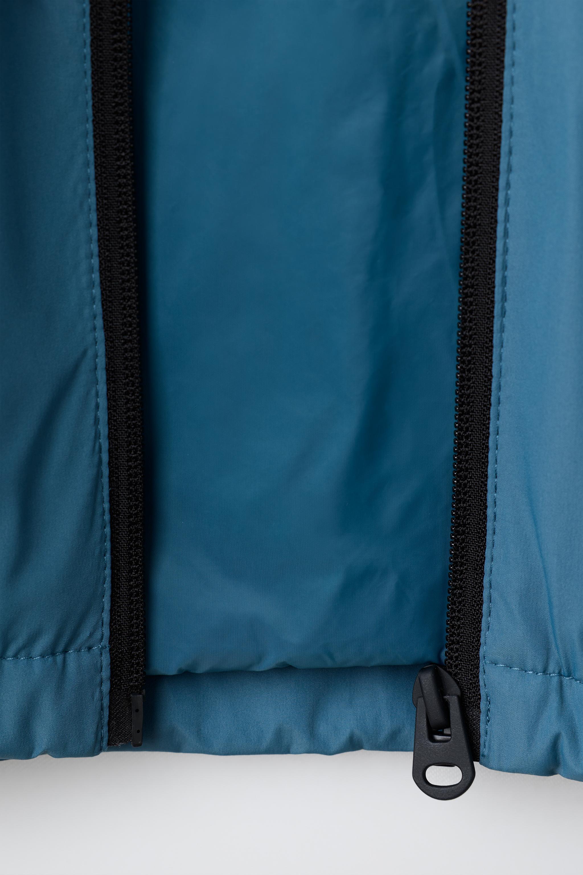 TECHNICAL WATER REPELLENT RAINCOAT
