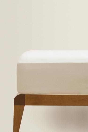 PERCALE FITTED SHEET | 30 CM HIGH (300 THREAD COUNT) - Ecru by Zara