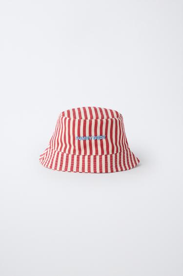 GORRO BUCKET RAYAS Y TEXTO BORDADO - Rojo de Zara