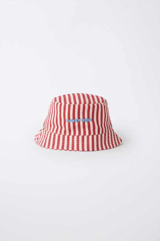 BONNET BUCKET RAYURES ET TEXTE BRODÉ - Rouge de Zara - Image 0